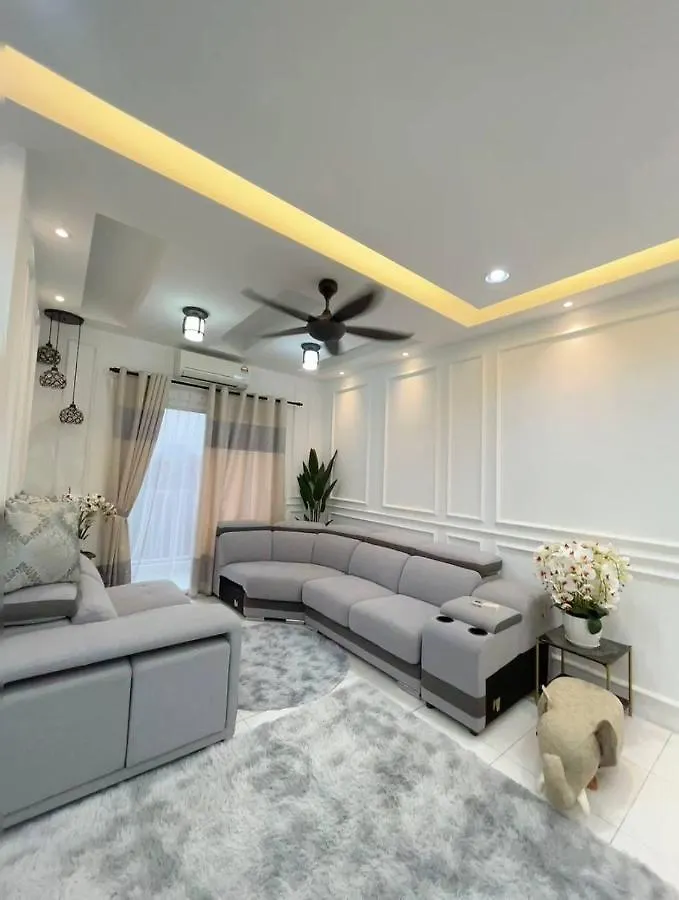 Embun Marissa Melaka Luxury Homestay Malacca 0*,  Malesia